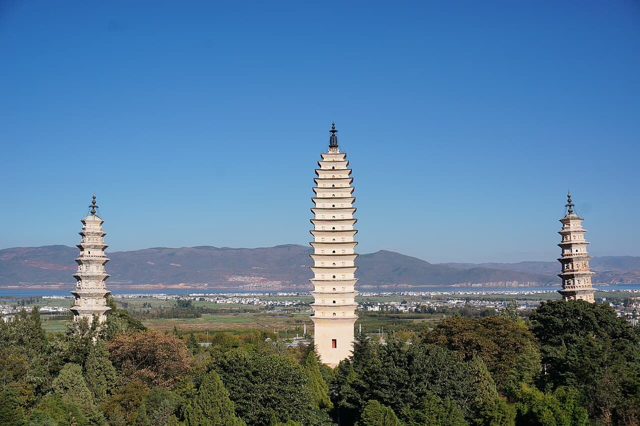 Chongsheng Temple and the Three Pagodas near Dali